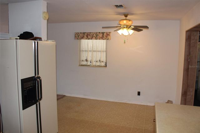 5801 82ND AVENUE N, Pinellas Park, FL 33781