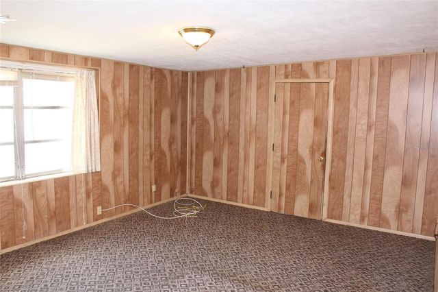 5801 82ND AVENUE N, Pinellas Park, FL 33781