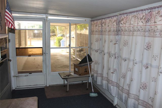 5801 82ND AVENUE N, Pinellas Park, FL 33781