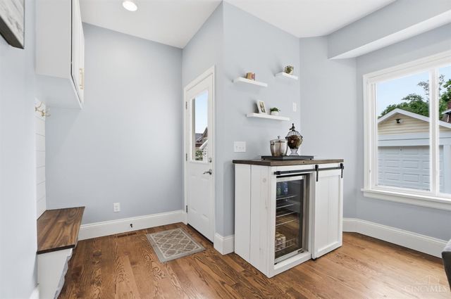 3783 Aylesboro Avenue, Cincinnati, OH 45208