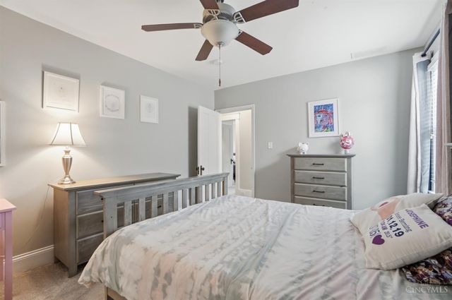 3783 Aylesboro Avenue, Cincinnati, OH 45208