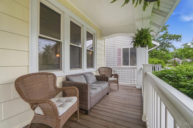 3783 Aylesboro Avenue, Cincinnati, OH 45208