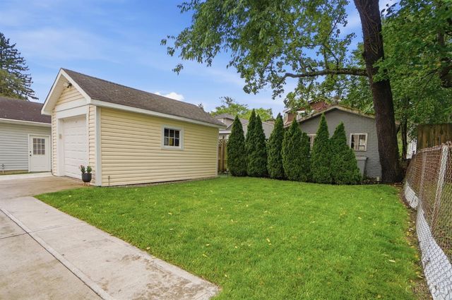 3783 Aylesboro Avenue, Cincinnati, OH 45208