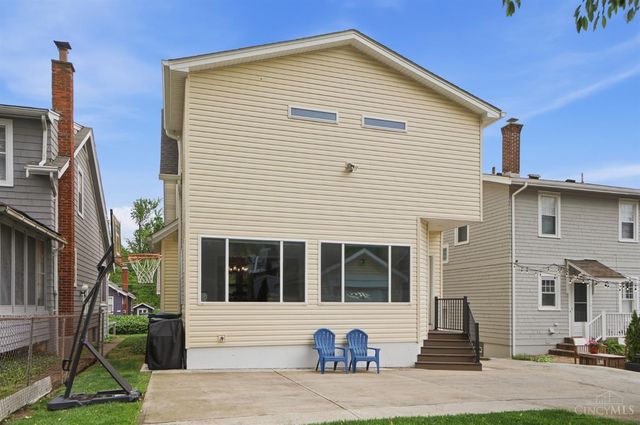 3783 Aylesboro Avenue, Cincinnati, OH 45208