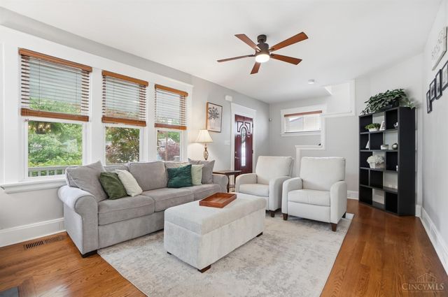 3783 Aylesboro Avenue, Cincinnati, OH 45208