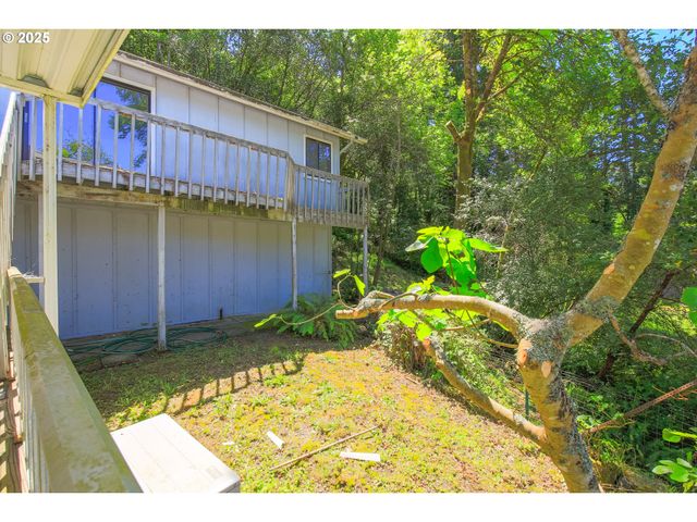 17079 MOUNTAIN Dr, Brookings, OR 97415