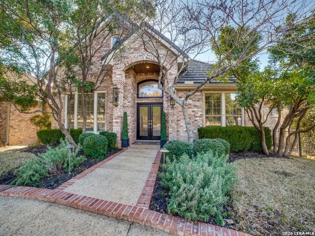 4 Hendon Ln, San Antonio, TX 78257