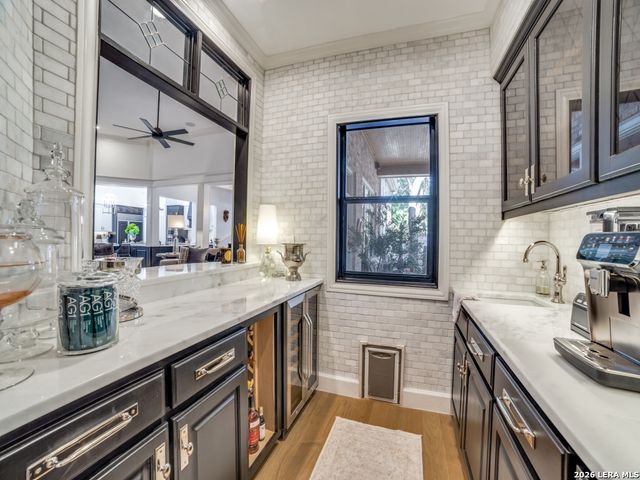 4 Hendon Ln, San Antonio, TX 78257