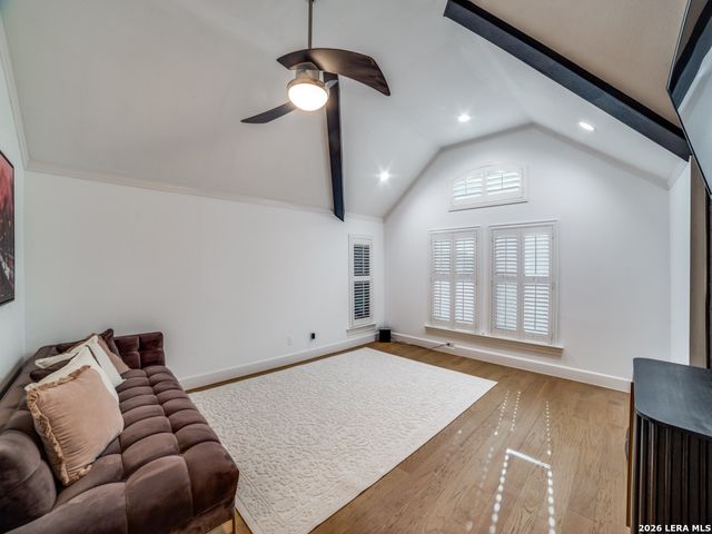 4 Hendon Ln, San Antonio, TX 78257