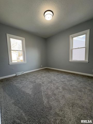 3100 S 5TH Street, Springfield, IL 62703