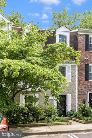 1703 LOGMILL LN, Gaithersburg, MD 20879