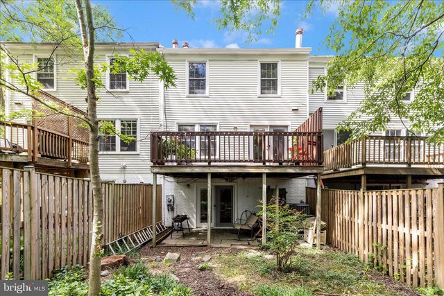 1703 LOGMILL LN, Gaithersburg, MD 20879