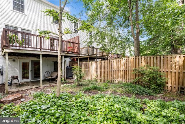1703 LOGMILL LN, Gaithersburg, MD 20879