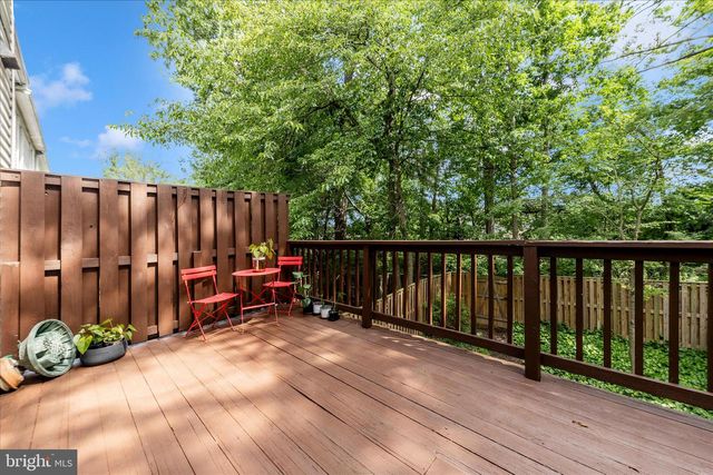 1703 LOGMILL LN, Gaithersburg, MD 20879