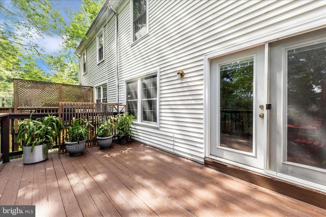 1703 LOGMILL LN, Gaithersburg, MD 20879