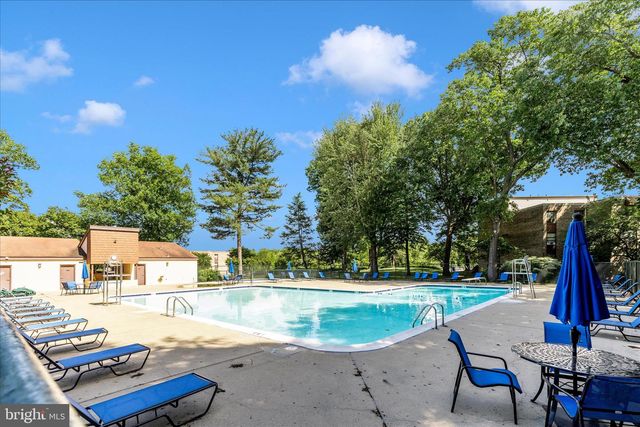 1703 LOGMILL LN, Gaithersburg, MD 20879