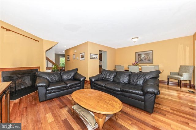 1703 LOGMILL LN, Gaithersburg, MD 20879