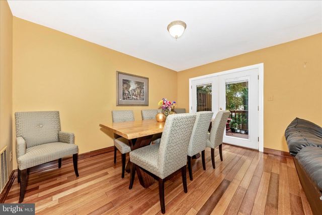 1703 LOGMILL LN, Gaithersburg, MD 20879
