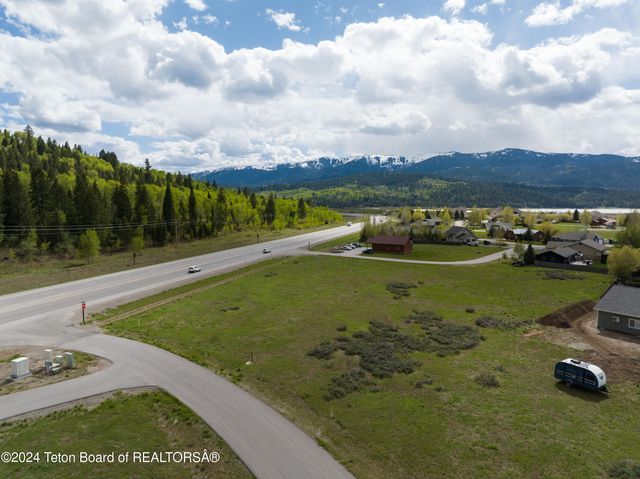 362 DEER Lane, Alpine, WY 83128 property photo