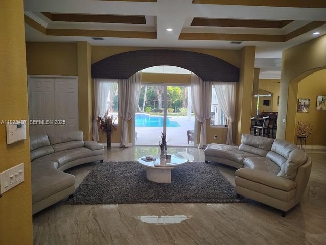 15802 SW 15th St, Weston, FL 33326