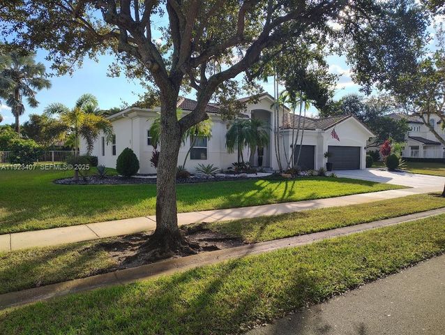 15802 SW 15th St, Weston, FL 33326