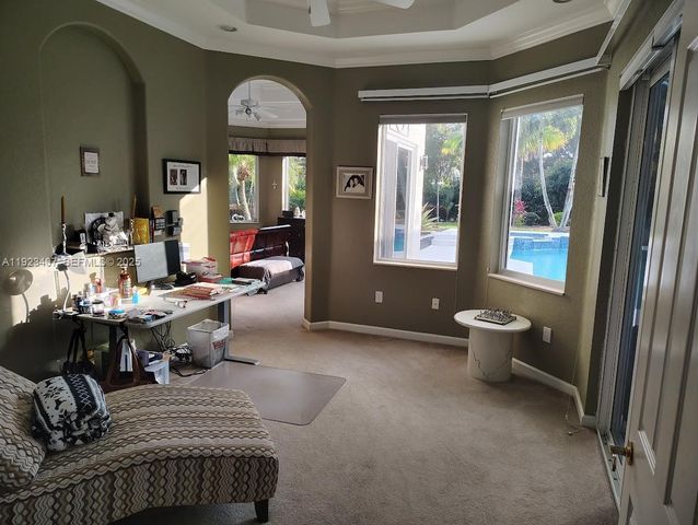 15802 SW 15th St, Weston, FL 33326