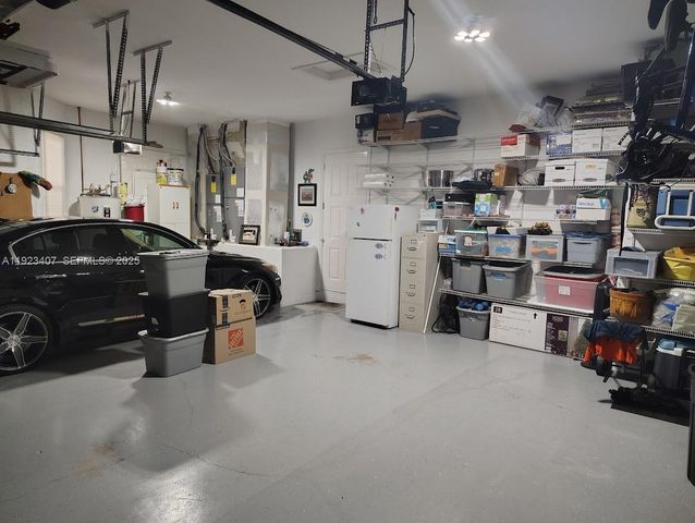 15802 SW 15th St, Weston, FL 33326