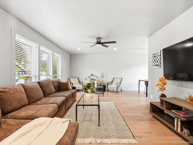 3380 Ashwood Cir, Colorado Springs, CO 80906