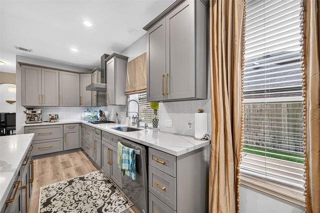 1802 Pepper Tree Court, Sugar Land, TX 77479