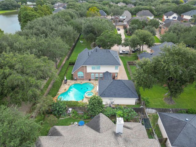 1802 Pepper Tree Court, Sugar Land, TX 77479