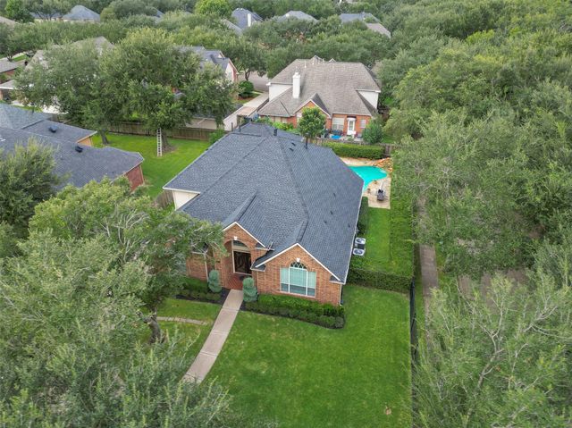 1802 Pepper Tree Court, Sugar Land, TX 77479