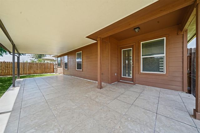 113 Wallops, Kyle, TX 78640