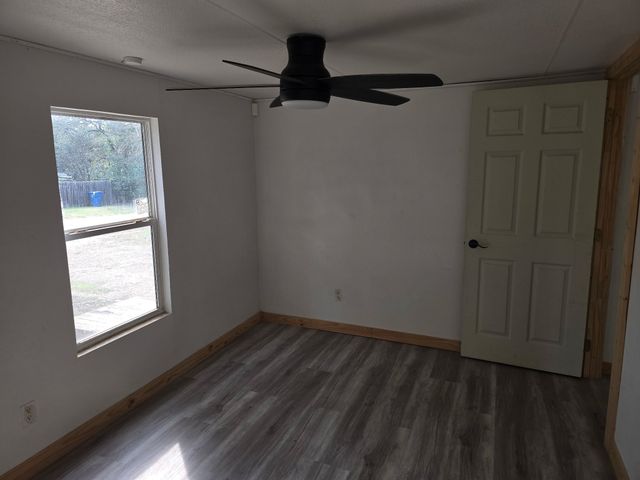 139 Cedar Street, Whitney, TX 76692