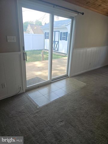 352 W WALNUT ST, Pottstown, PA 19464