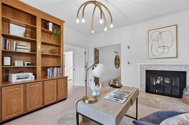 58 Lansdowne Court, St Charles, MO 63303