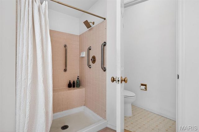 58 Lansdowne Court, St Charles, MO 63303