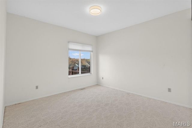 58 Lansdowne Court, St Charles, MO 63303