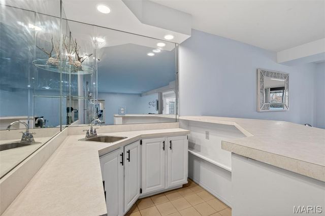 58 Lansdowne Court, St Charles, MO 63303