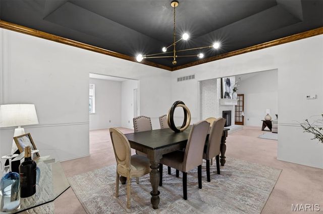 58 Lansdowne Court, St Charles, MO 63303