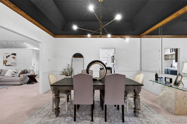 58 Lansdowne Court, St Charles, MO 63303