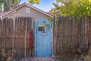 945 A Agua Fria, Santa Fe, NM 87501