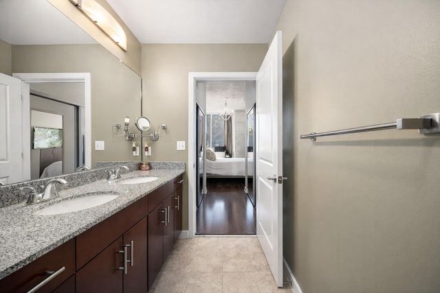 360 Nueces ST 2509, Austin, TX 78701