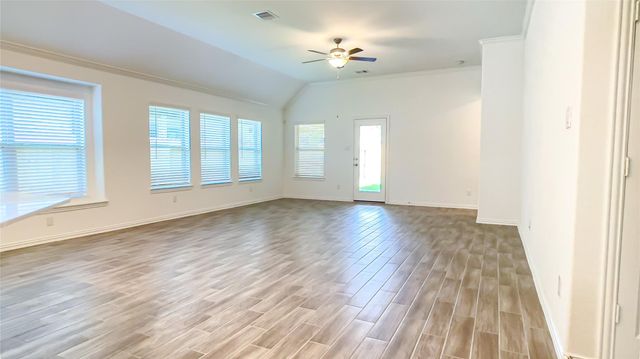 21735 N Enchanted Rock Dr, Porter, TX 77365