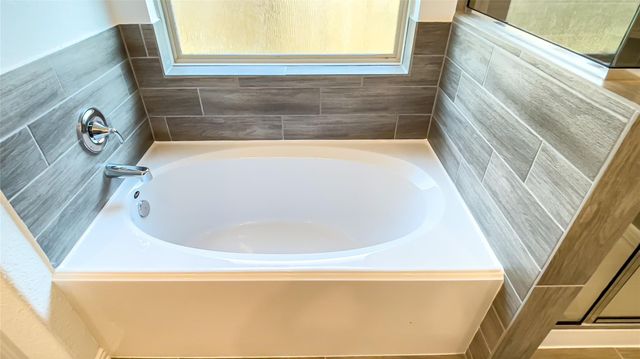 21735 N Enchanted Rock Dr, Porter, TX 77365