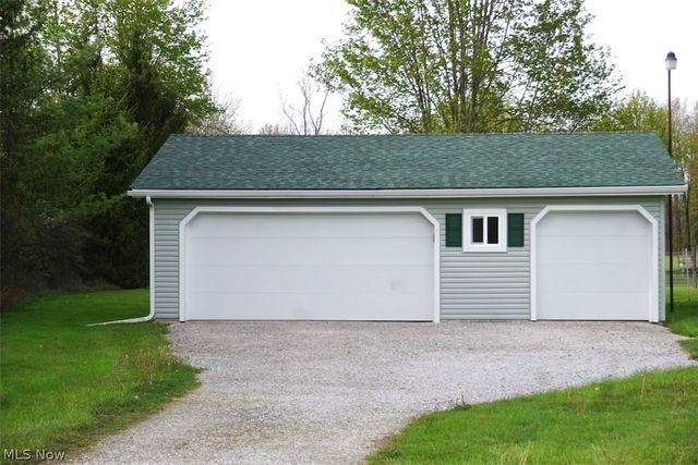 5875 Trumbull Road, Geneva, OH 44041