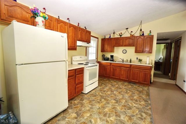 5875 Trumbull Road, Geneva, OH 44041