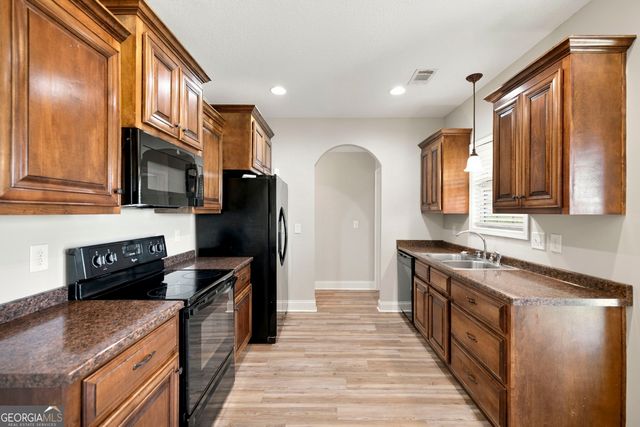 402 Tug Court, Warner Robins, GA 31088