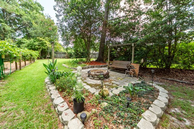 108 Stanford Court, Ladson, SC 29456
