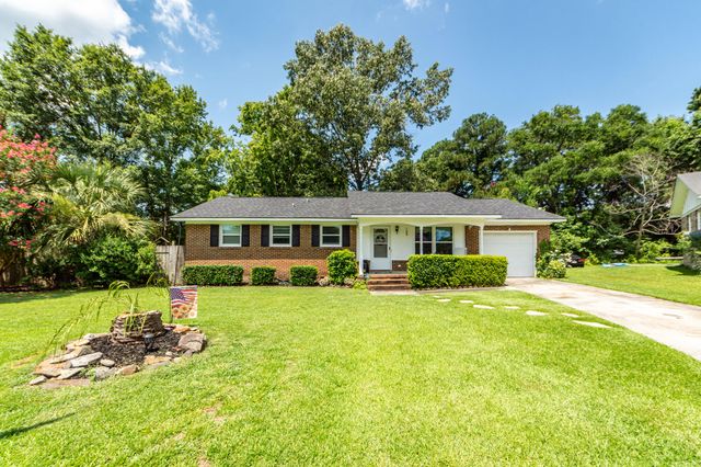 108 Stanford Court, Ladson, SC 29456