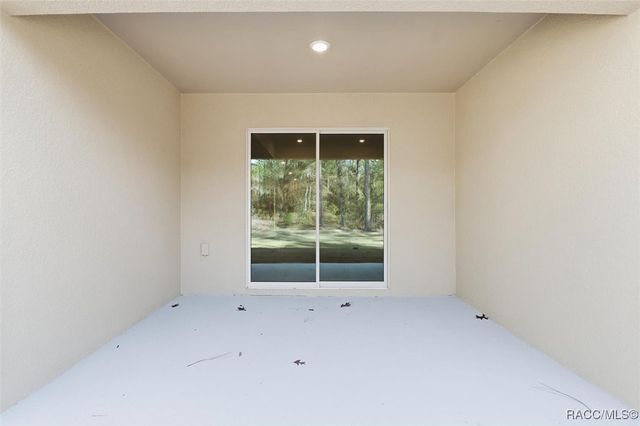 9838 N Elkcam Boulevard, Citrus Springs, FL 34433